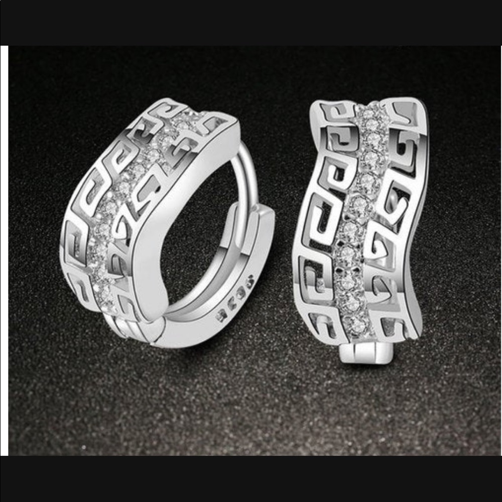 New Silver huggie earrings stamped 925